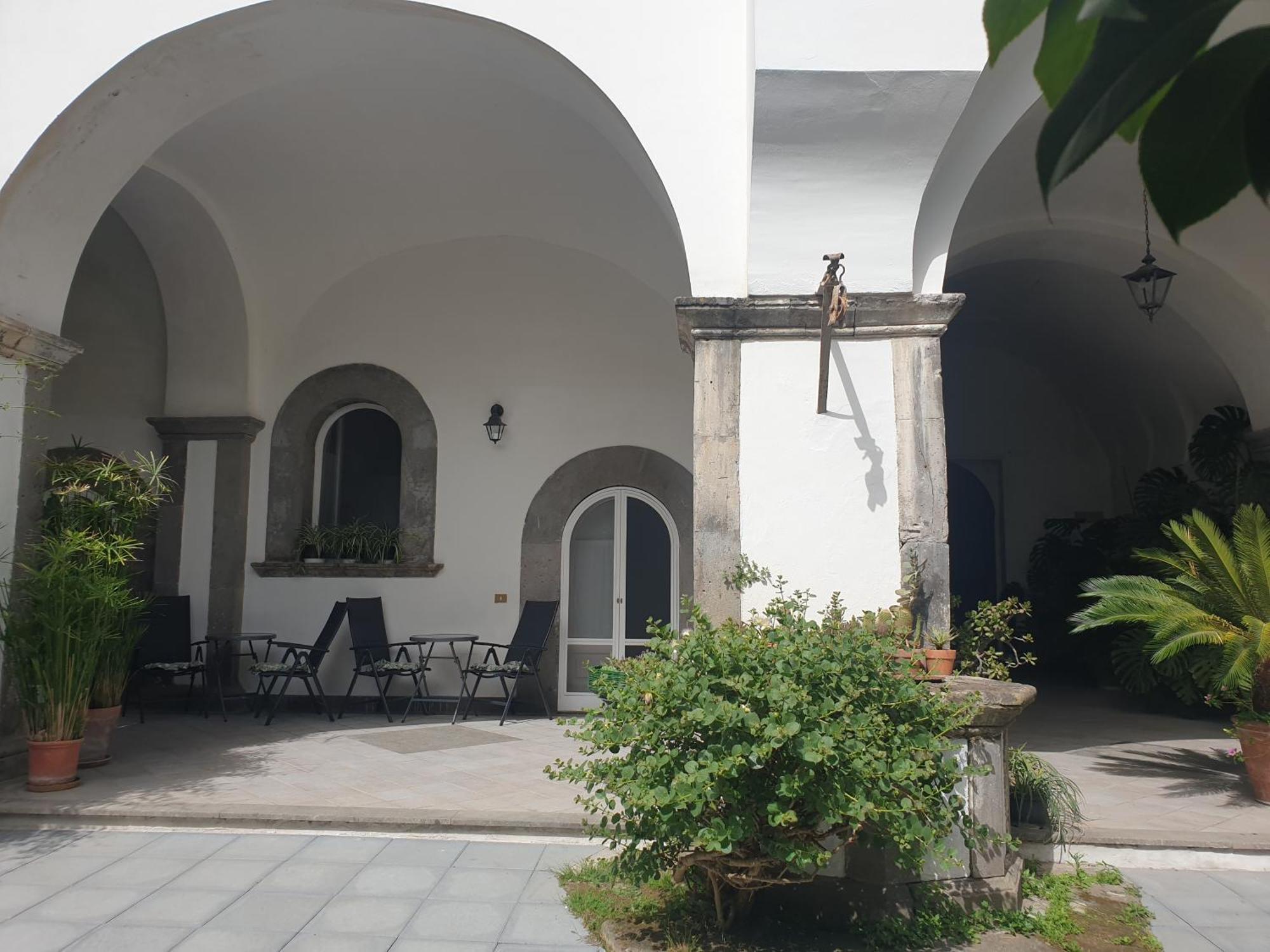 Hotel La Casa Delle Camelie Meta Exterior foto